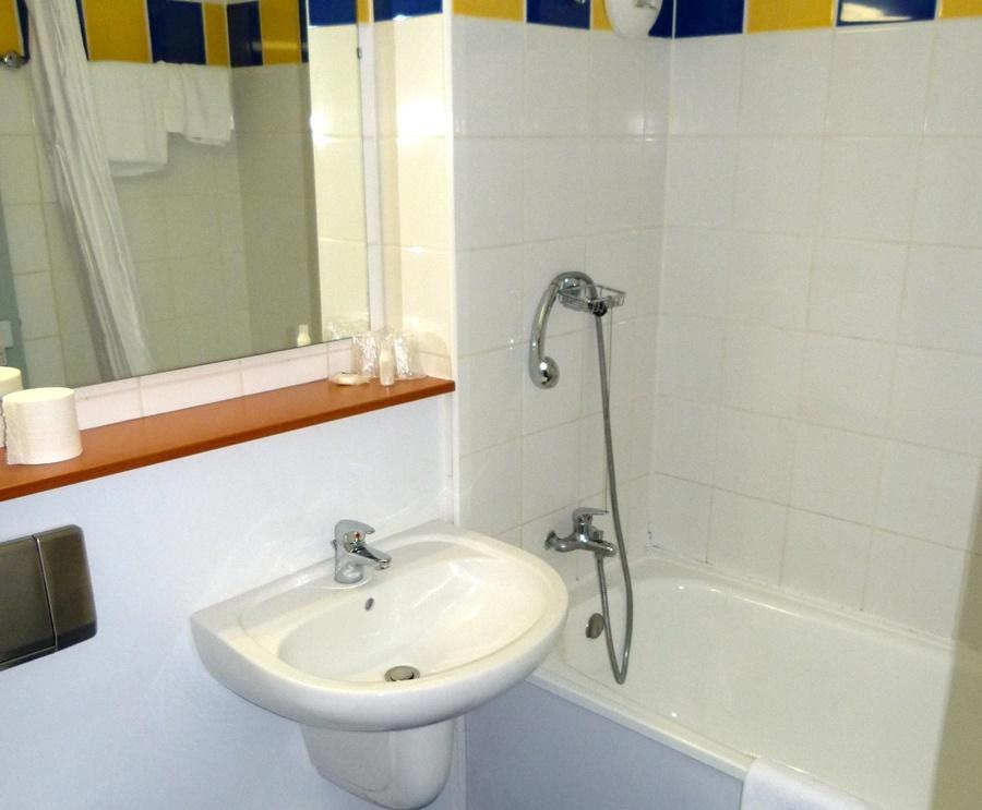 Kyriad Direct Acheres Dış mekan fotoğraf